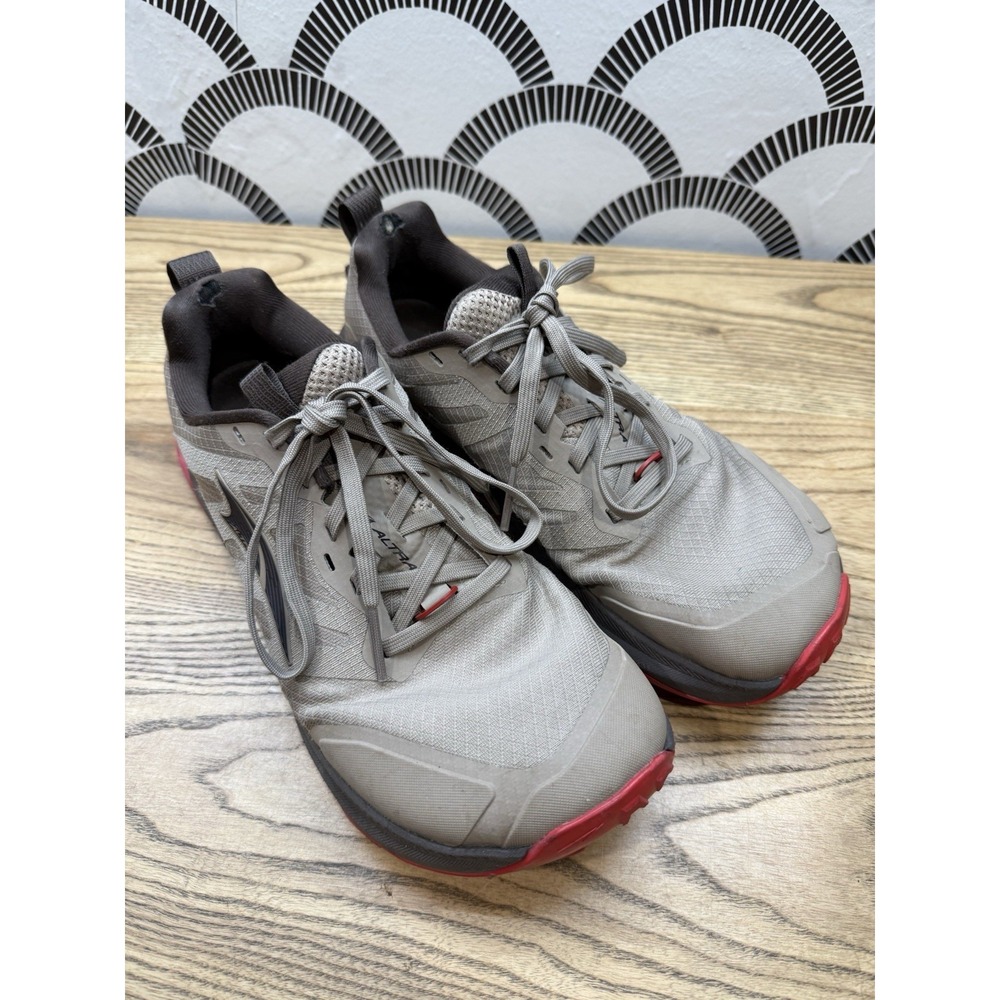 Altra Lone Peak 9 Men's Size 7.5 Brown‎ Trail Running Shoes